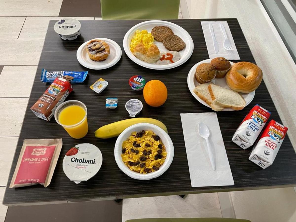 Holiday Inn Express Venice By Ihg Экстерьер фото
