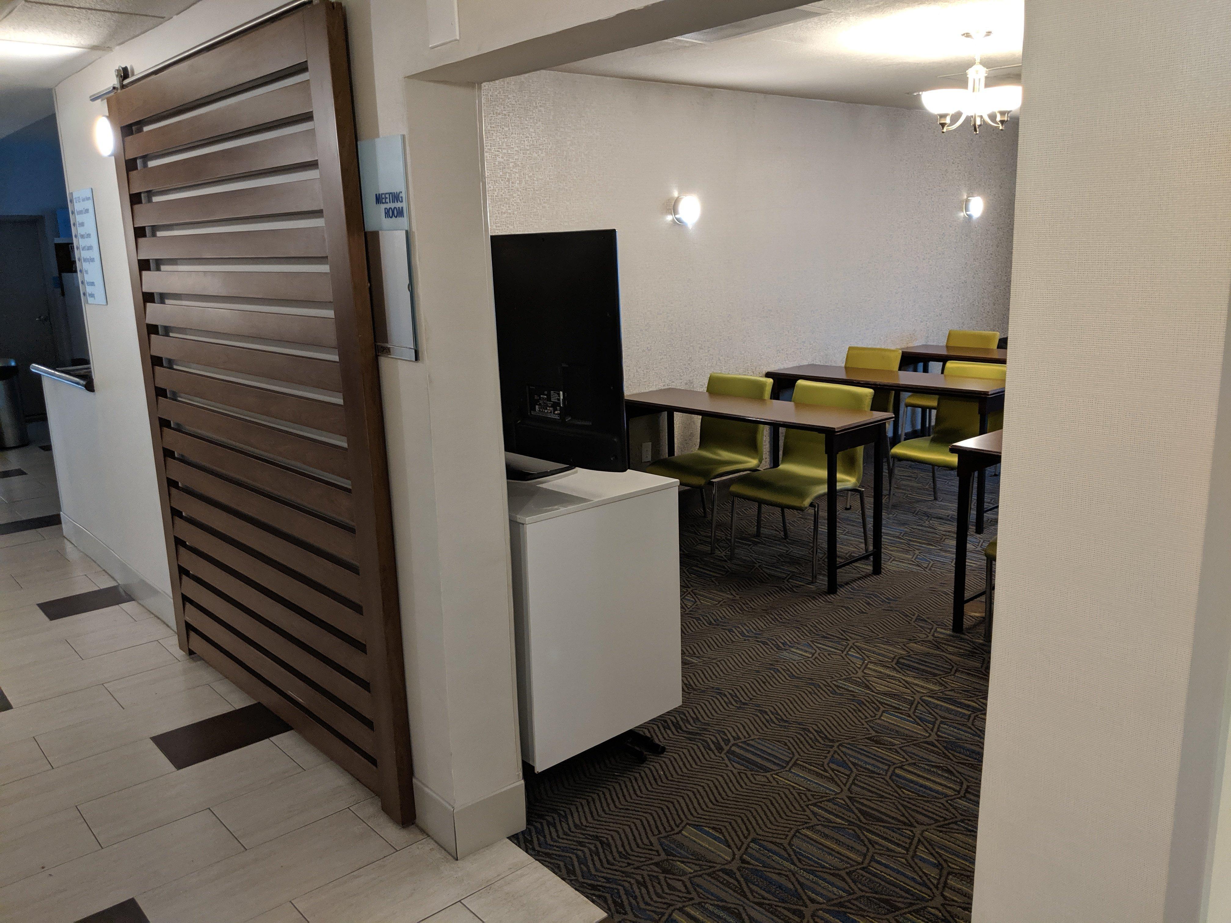 Holiday Inn Express Venice By Ihg Экстерьер фото