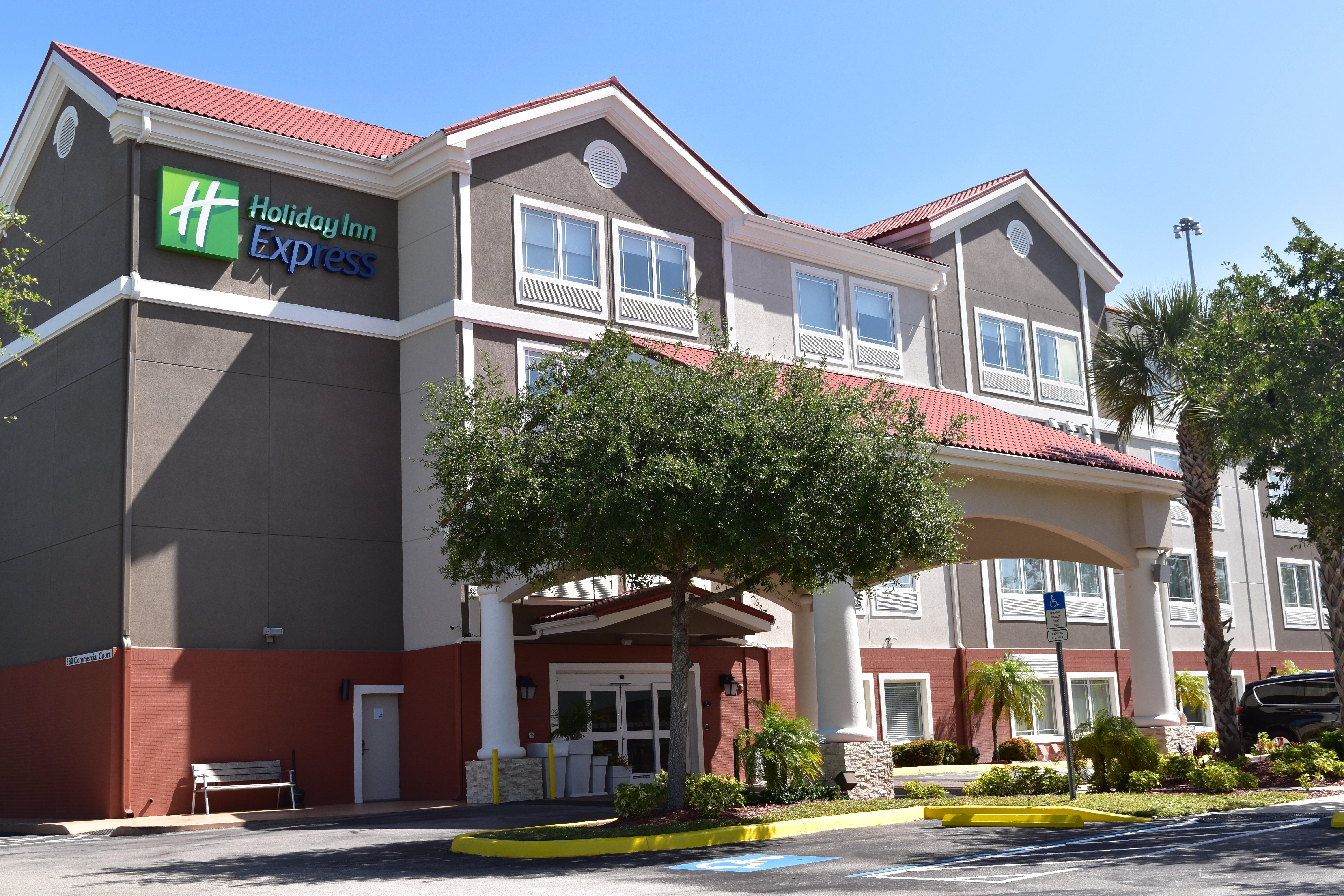 Holiday Inn Express Venice By Ihg Экстерьер фото